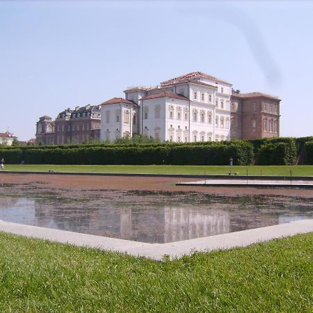 Monolocale Dormire Alla Reggia Venaria Reale Exterior photo